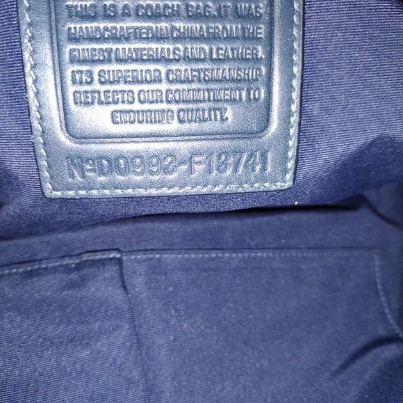 Coach large shoulder bag with thick guitar strap good use condition - Picture 6 of 6